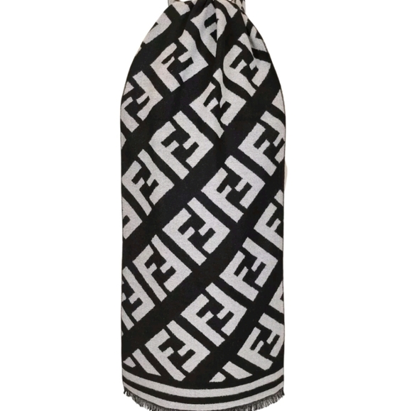 🧧NWOT Fendi Zucca Cashmere Scarf🥎GIFT - Picture 4 of 8